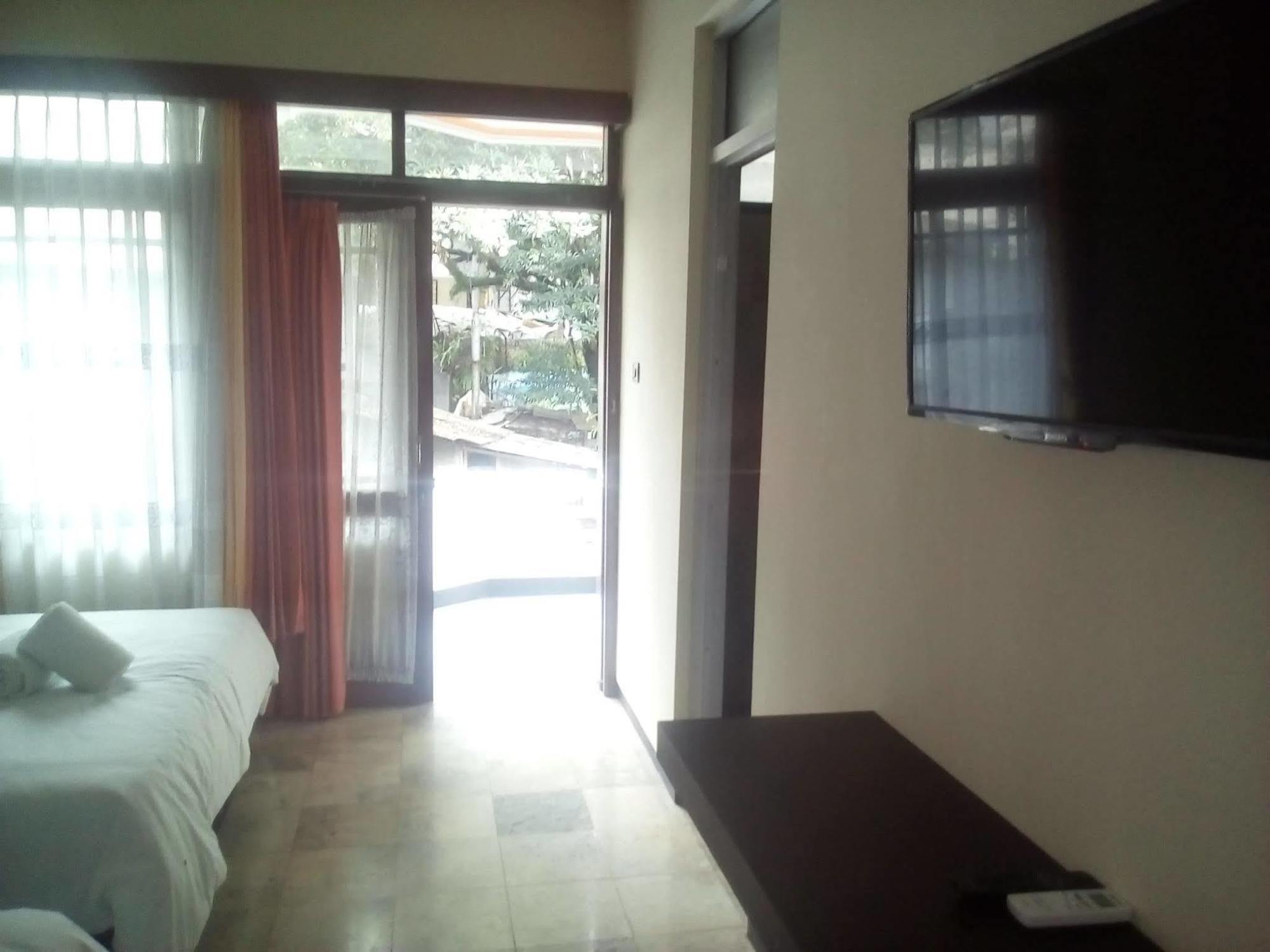 Simply Homy Guest House Pasteur باندونج المظهر الخارجي الصورة